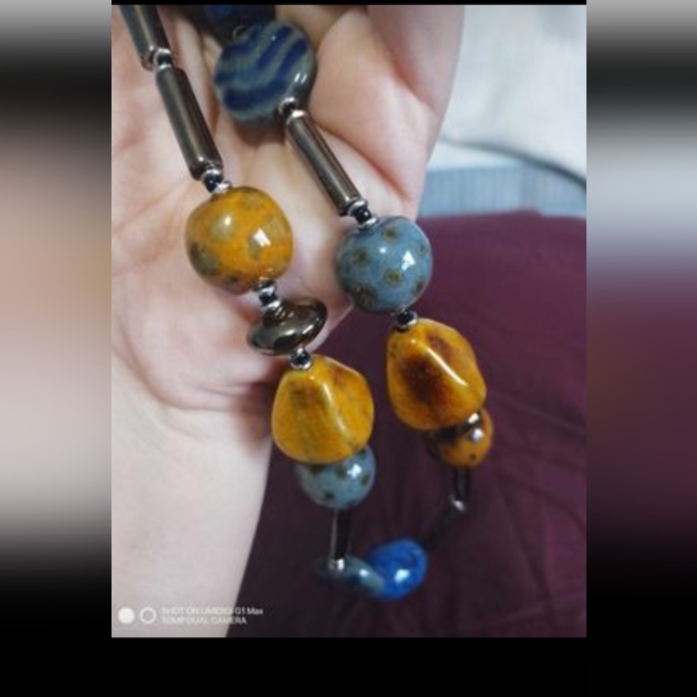 Vintage ceramic necklace blue
